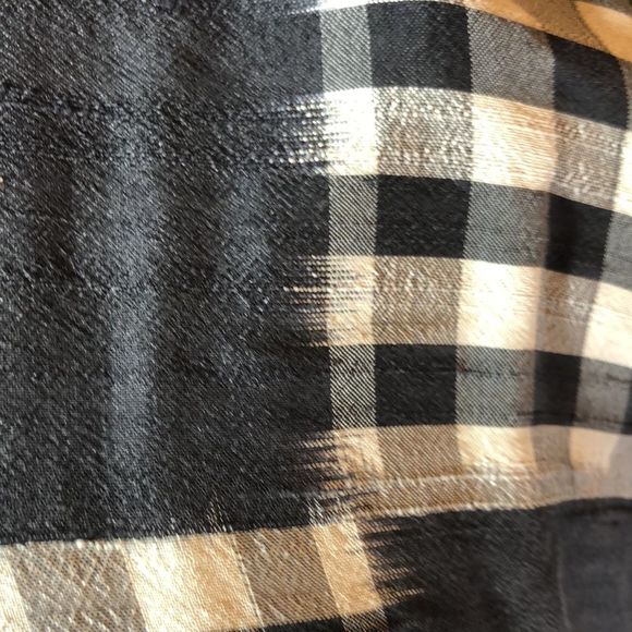 Chico's Design button down shirt abstract black&white check/plaid/100%silk/8or10 - Picture 3 of 14